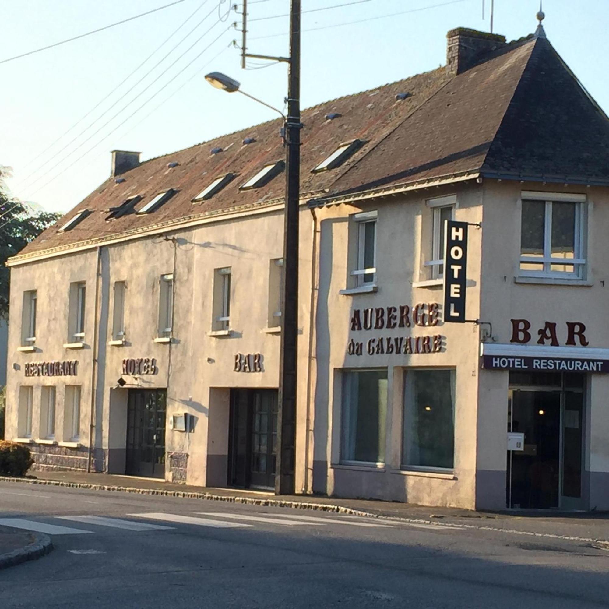 Auberge Du Calvaire Pontchateau Exterior photo